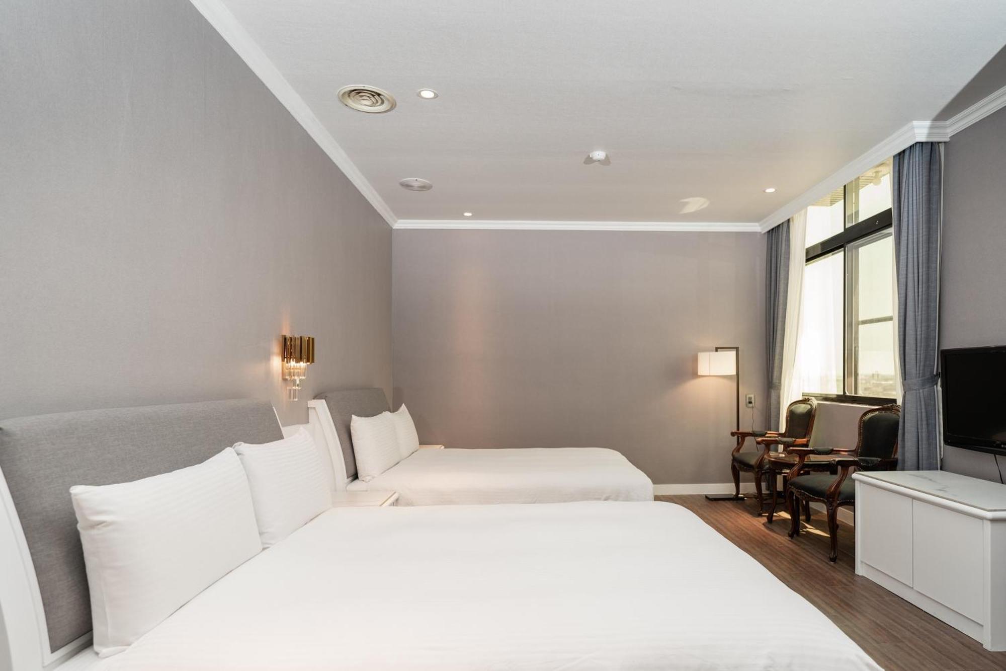 Fu Hsiang Hotel Yilan Dış mekan fotoğraf