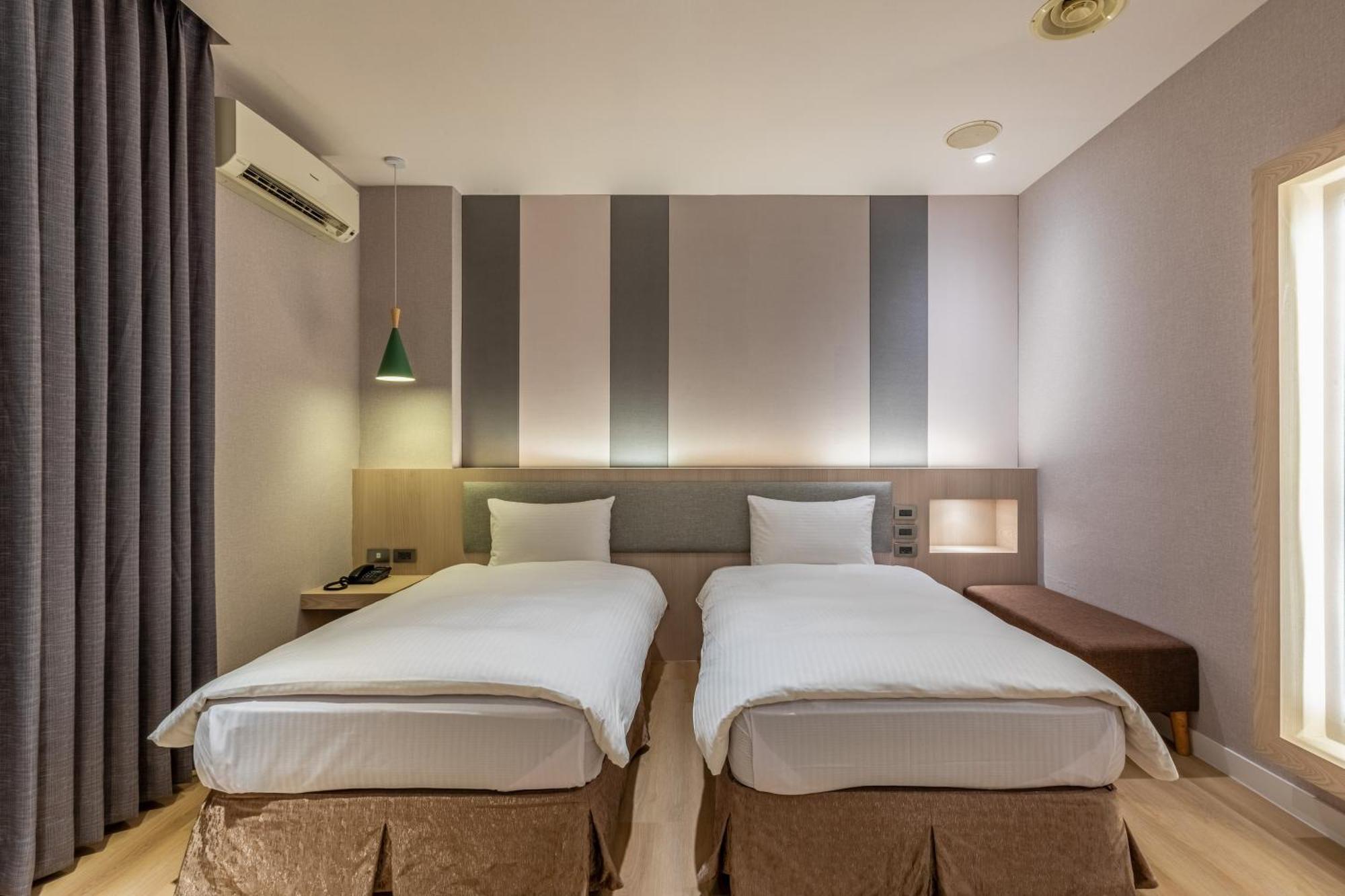 Fu Hsiang Hotel Yilan Oda fotoğraf