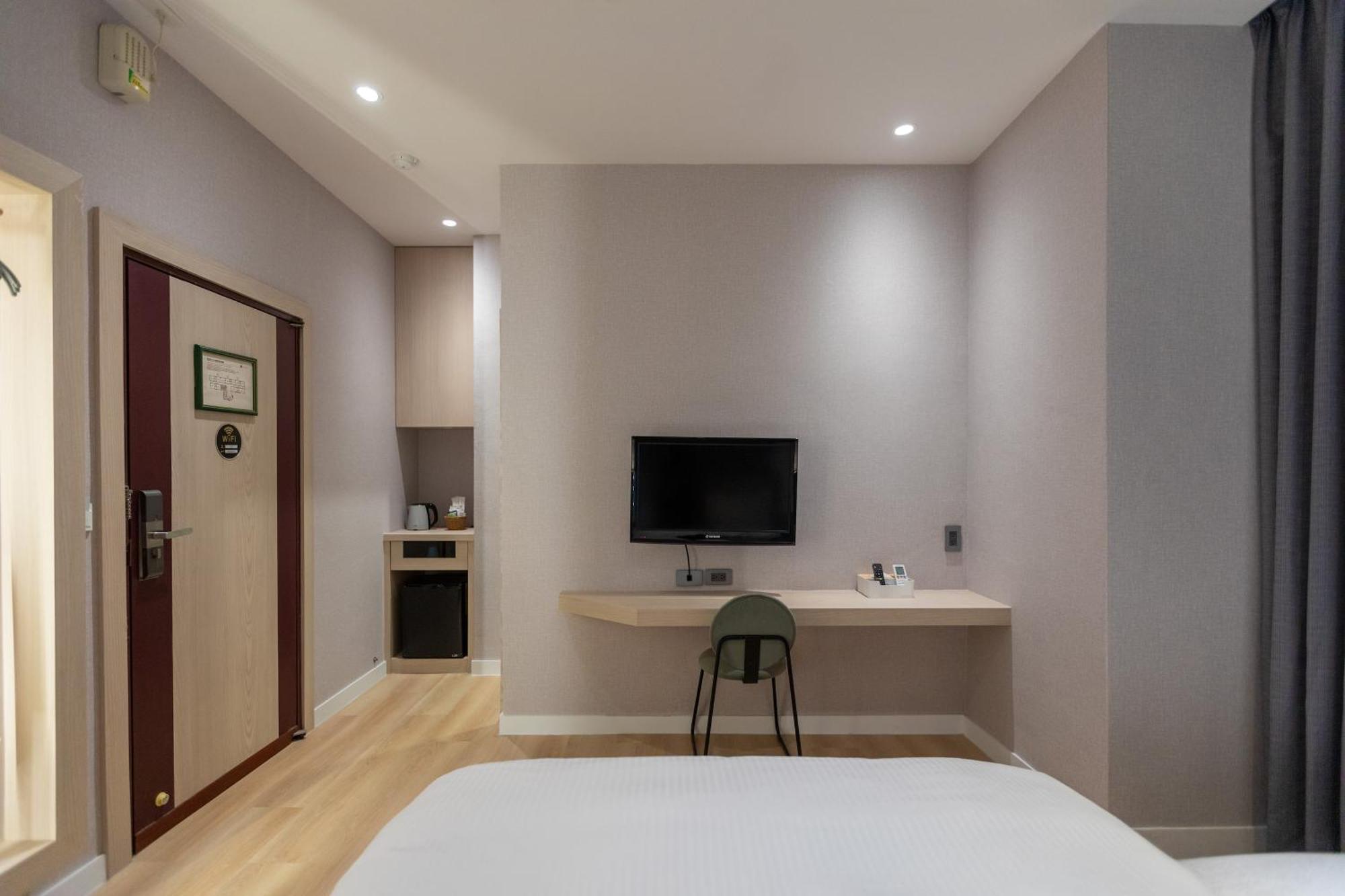 Fu Hsiang Hotel Yilan Oda fotoğraf